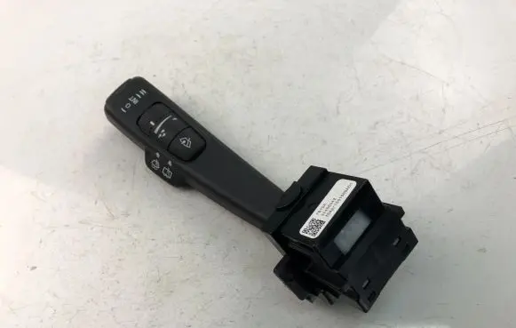 Volvo V60 Indicator stalk 31456042