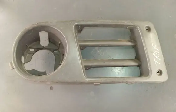 Renault Trafic II (X83) Front fog light trim/grill 8200113991 91168431 525719894