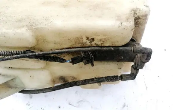 Ford Transit Windscreen/windshield washer pump