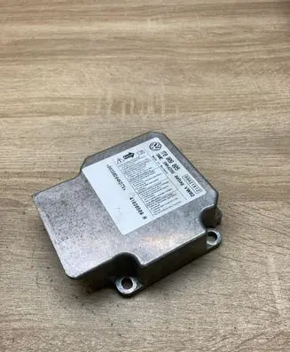 Volkswagen Touran I Airbag control unit/module 1T0909605