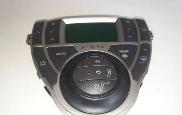 Citroen C3 Climate control unit 14874990 9140010393