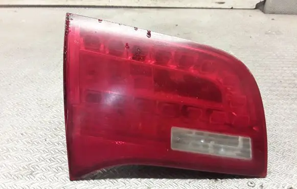 Audi A6 S6 C6 4F Tailgate rear/tail lights 4F9945093A