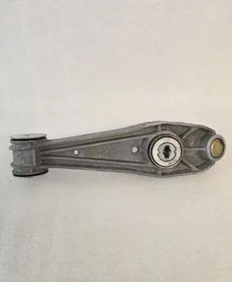 Front lower control arm/wishbone