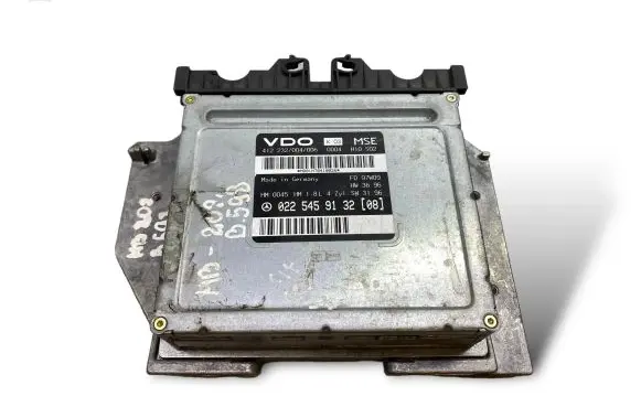 Mercedes-Benz C W202 Engine control unit/module 0225459132 A2105400373