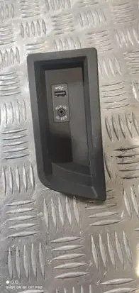 BMW 2 F22 F23 USB socket connector 9207358