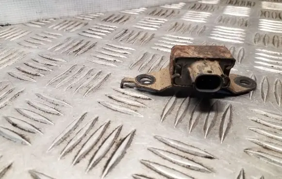 Toyota Land Cruiser (J120) Airbag deployment crash/impact sensor