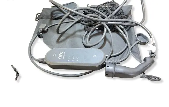 Audi e-tron Electric car charging cable 8V4971675AN 18042023 0000447435