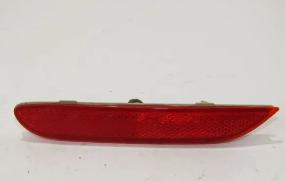 Nissan X-Trail T32 Rear tail light reflector 25018165