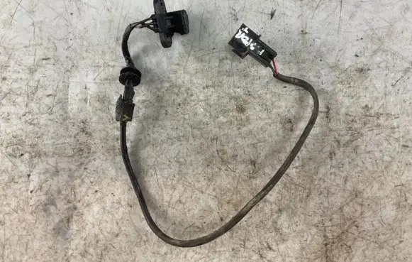 Mitsubishi Pajero Sport I Crankshaft position sensor J5T25871
