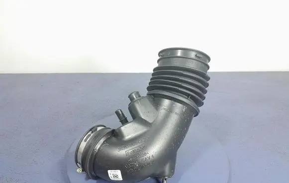 Ford Mustang I Air intake hose/pipe JR3C-9F805-BE