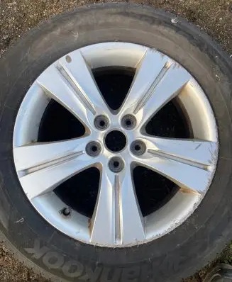 KIA Sportage R17 alloy rim 