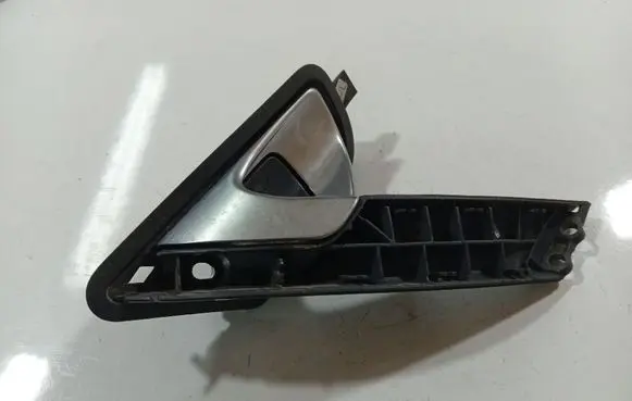 Nissan Primera Rear door interior handle Z50252000