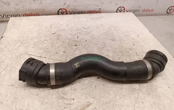 BMW 5 G30 G31 Engine coolant pipe/hose 8572906 4148378