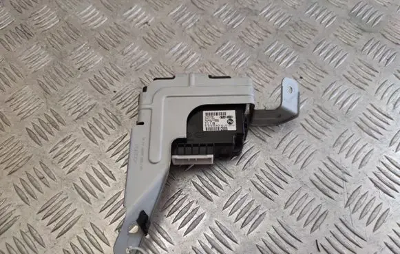 KIA Sportage Power management control unit 95300D9BB0