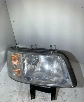 Volkswagen Transporter - Caravelle T5 Headlight/headlamp 1305235738