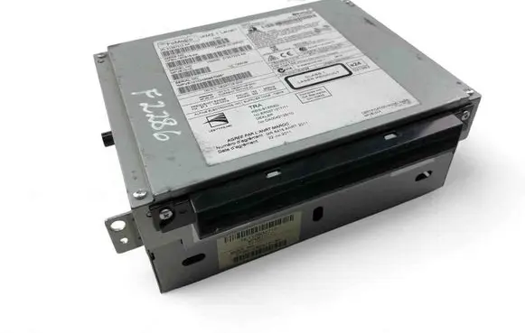 Radio/CD/DVD/GPS head unit