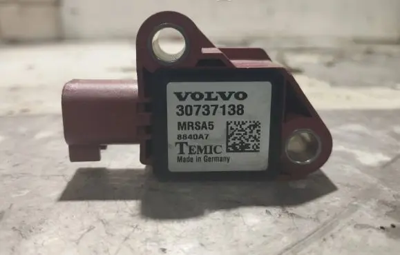 Volvo S40 Airbag deployment crash/impact sensor 8840A7 30737138 MRSA5