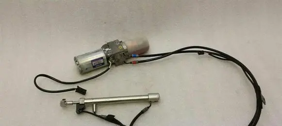 Mercedes-Benz CL C216 Tailgate hydraulic pump motor A2168000148