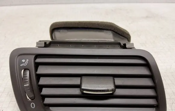 Volkswagen PASSAT B6 Dashboard side air vent grill/cover trim 3C1819702E