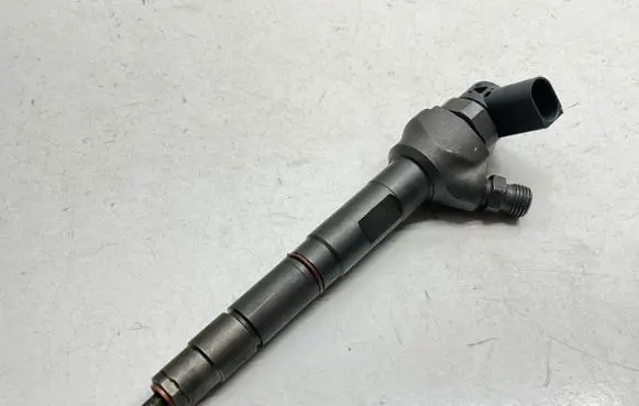 Volkswagen Caddy Fuel injector 0986435166B004