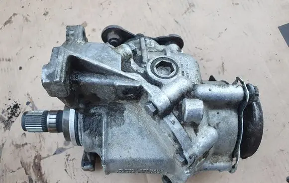 Volkswagen Golf II Gearbox transfer box case 009409305 009409107 SYNCRO