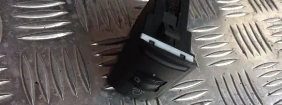 Audi A4 S4 B5 8D Headlight level height control switch 8d2941301