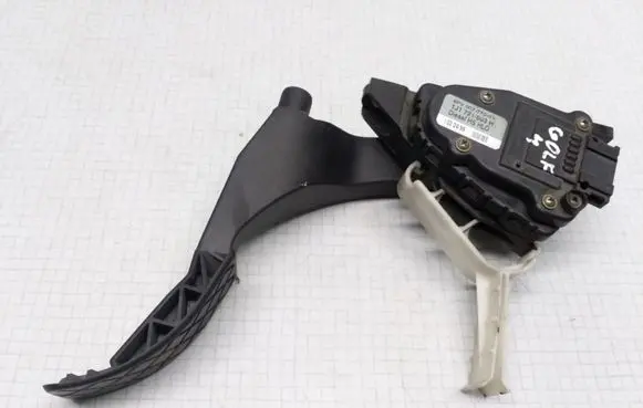 Volkswagen Golf IV Accelerator throttle pedal 1J1721503H 6PV0077700