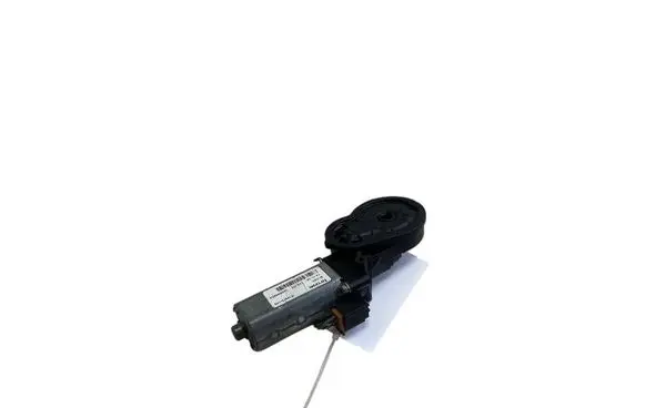 Volvo XC90 Seat adjustment motor C10275103 500984559