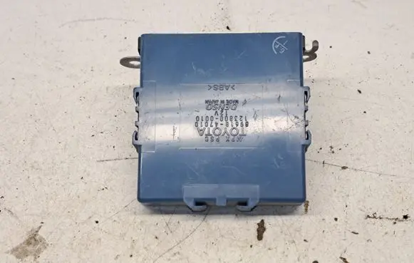Toyota Prius (XW20) Engine control unit/module ECU 8961847010 1238000010