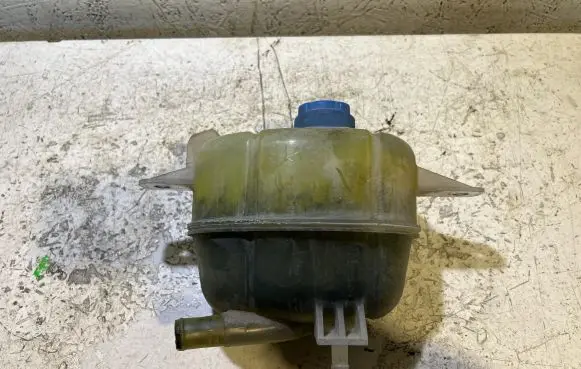 Fiat Fiorino Coolant expansion tank/reservoir