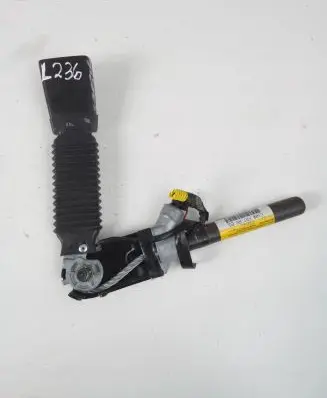 Chevrolet Captiva Front seatbelt buckle