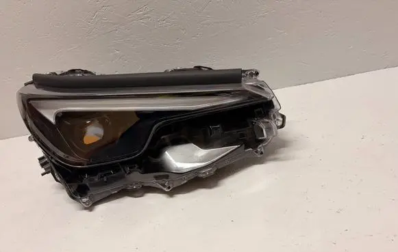 Lexus LBX Headlight/headlamp 52352