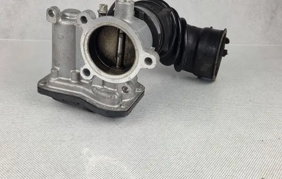 Suzuki Baleno IV Throttle body valve 10T04 68P0 00507