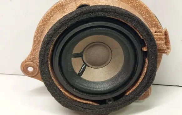 Audi A6 S6 C6 4F Front door speaker 4F0035411A