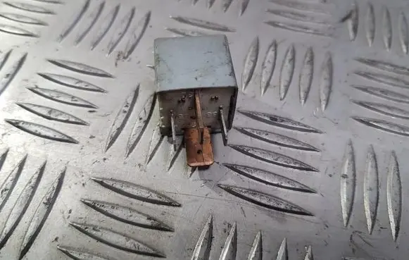 Volkswagen Golf IV Other relay 191937503 22204007