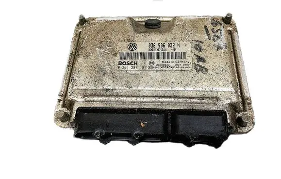 Seat Leon (1M) Engine control unit/module 036906032H