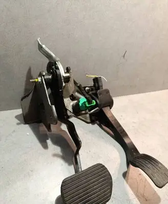 Citroen C4 I Picasso Brake pedal 09227111H