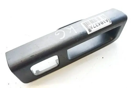 Volvo V50 Front door window switch trim 8679477