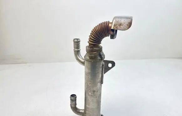 KIA Ceed EGR valve cooler 2841627410 2010060178