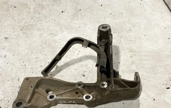 Volkswagen Golf V Front subframe 1k0199295e