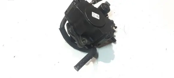 Mercedes-Benz E W212 Fuel injection high pressure pump A6510701201 28297640 0248890GEE