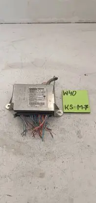 Renault Megane II Airbag control unit/module 8200481127 604399500