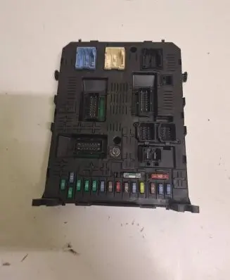 Peugeot 3008 I Comfort/convenience module