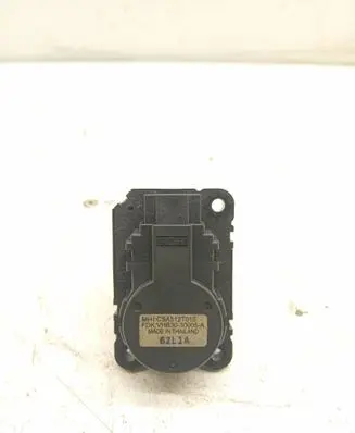 Mitsubishi Lancer VIII Air flap motor/actuator CSA512T010 VHB3030005A