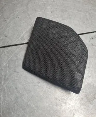 Side speaker trim/cover