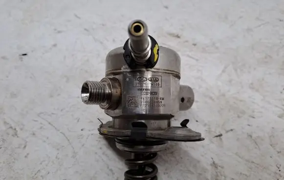 Hyundai Tucson IV NX4 Fuel pump relay 9046030059