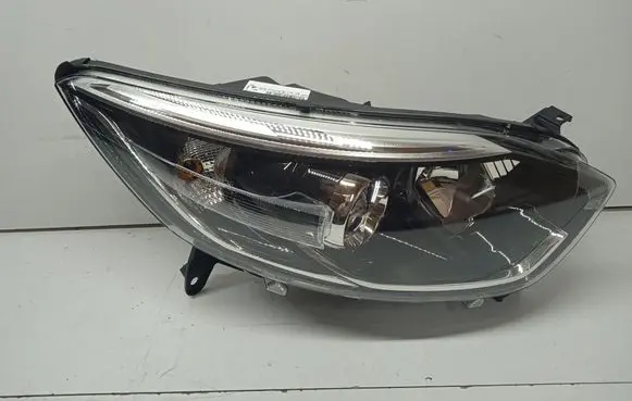 Renault Captur II Headlight/headlamp 1305631307 130702445100 1307024451