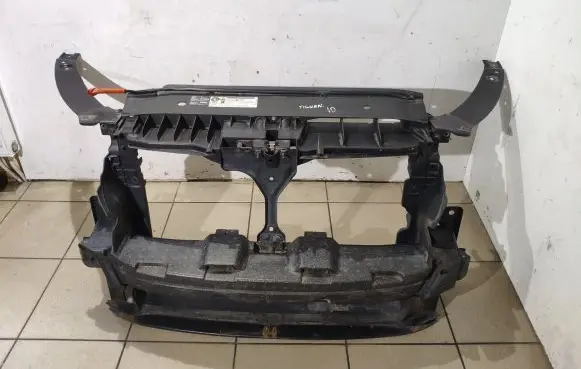Volkswagen Tiguan Radiator support slam panel 5N0121284 5N0121283A