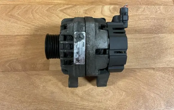Citroen Xsara Generator/alternator C542484R SG7S015