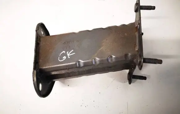 Nissan X-Trail T32 Rear bumper mounting bracket 50349402